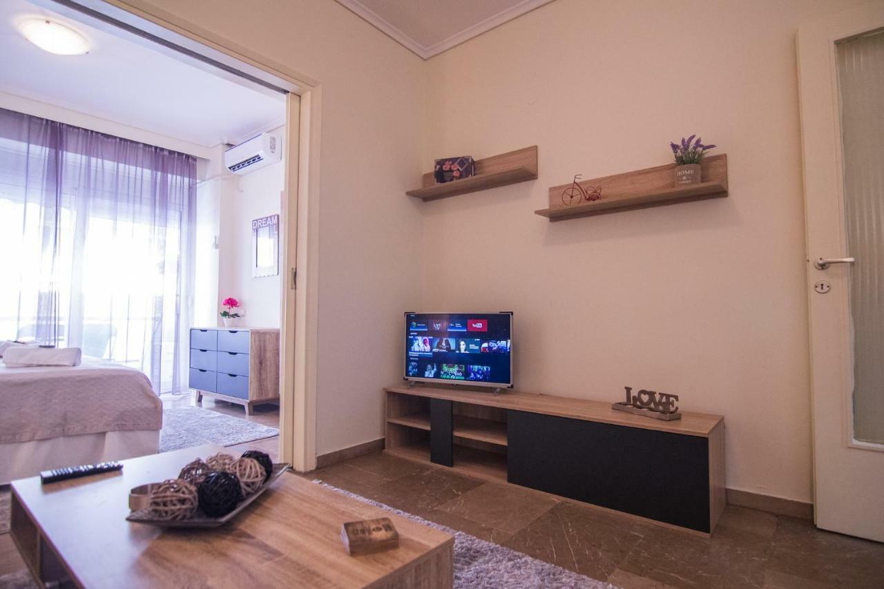 Deluxe Mitropoleos Apartment Салоніки Екстер'єр фото